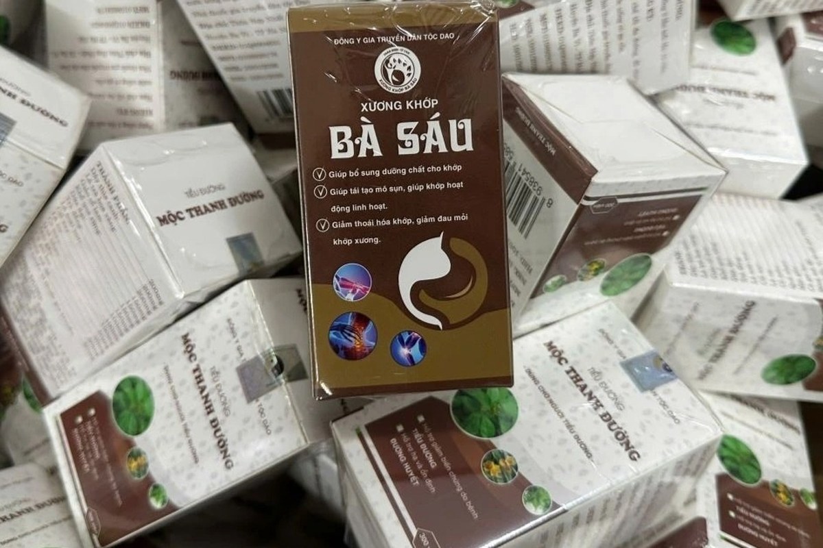 온라인 관절약 ‘Xương khớp bà Sáu’, 21명 입건됐어요